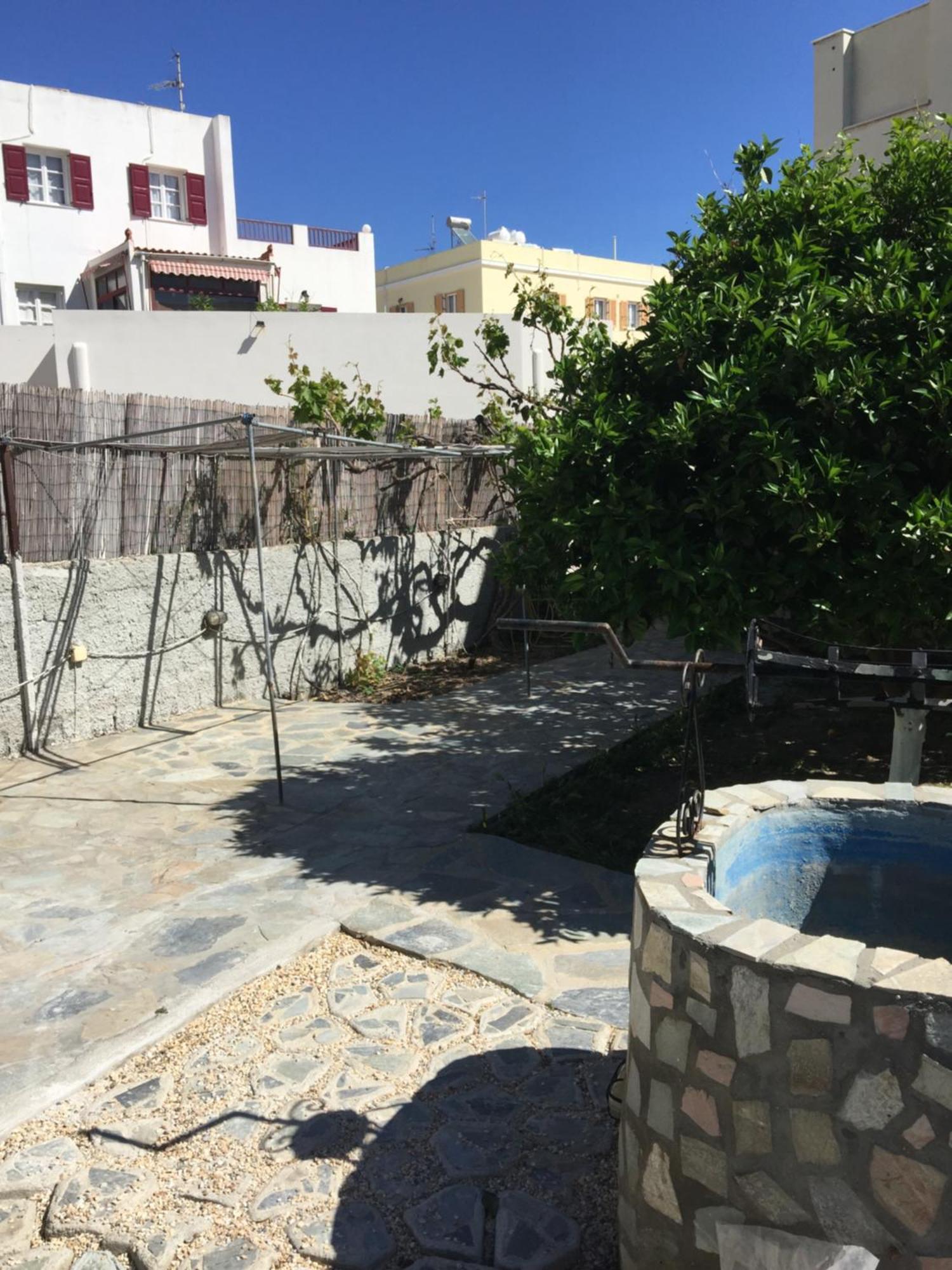 Happywish Syros 2 * Ermoupoli